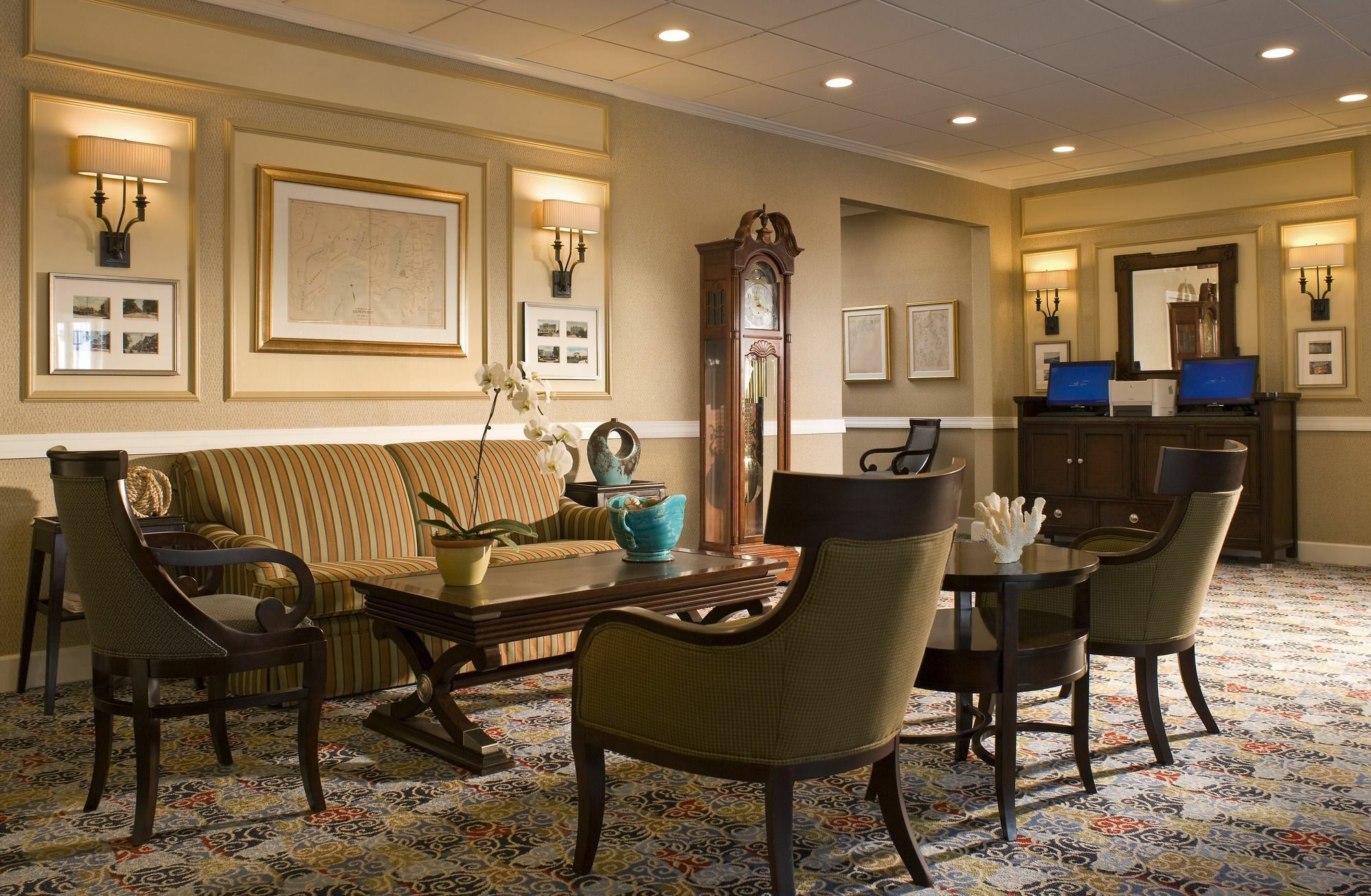 Newport Beach Hotel & Suites Middletown Exterior foto